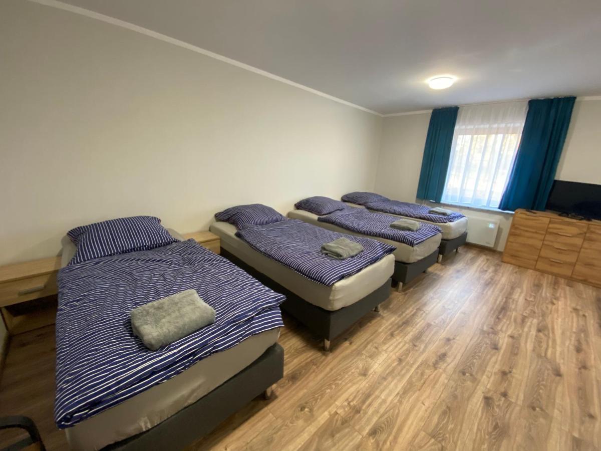 Hotelik Nad Zalewem 10 Km Od Legnicy Legnica Kültér fotó