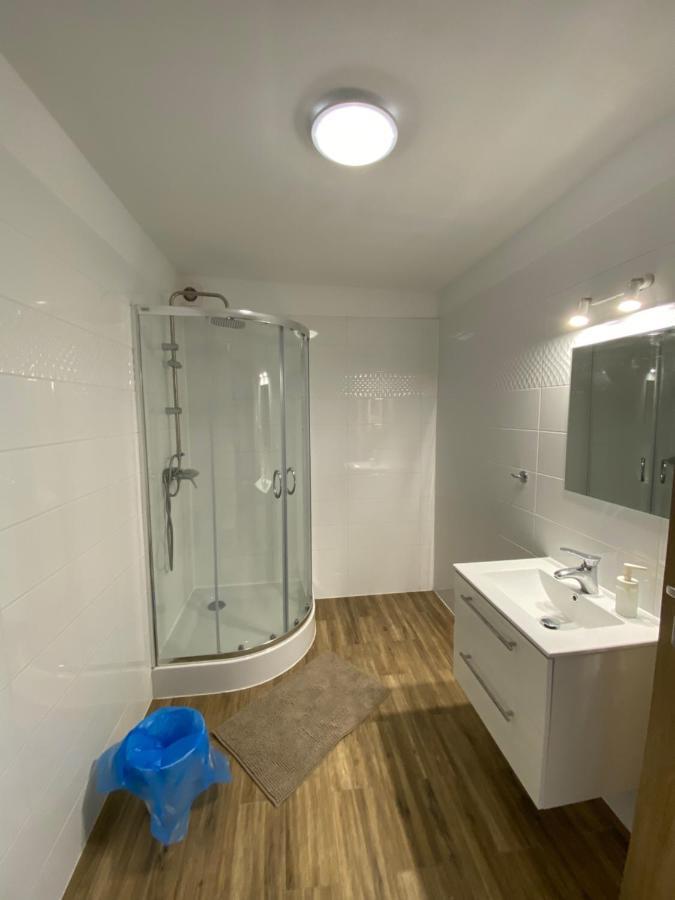 Hotelik Nad Zalewem 10 Km Od Legnicy Legnica Kültér fotó