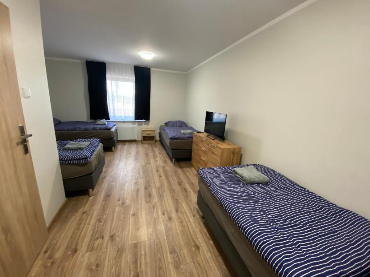 Hotelik Nad Zalewem 10 Km Od Legnicy Legnica Kültér fotó