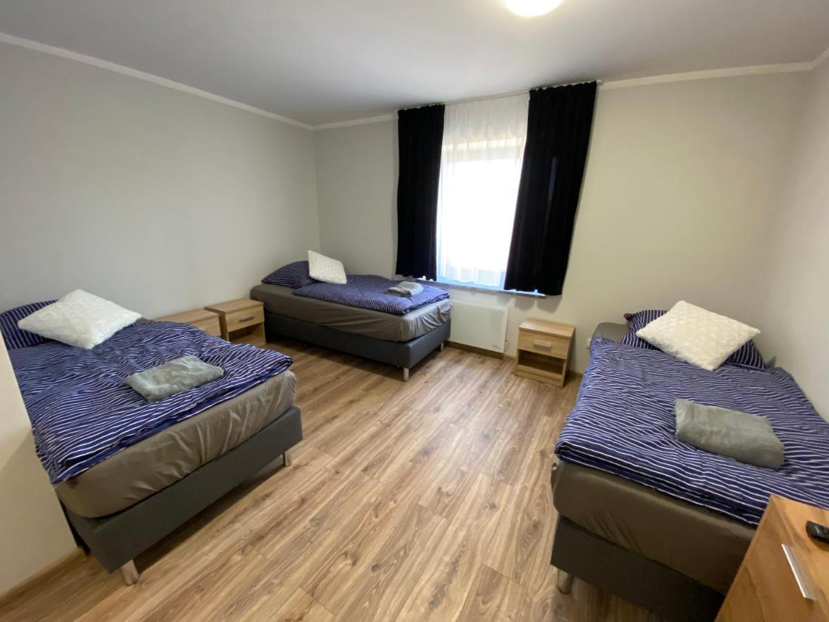 Hotelik Nad Zalewem 10 Km Od Legnicy Legnica Kültér fotó